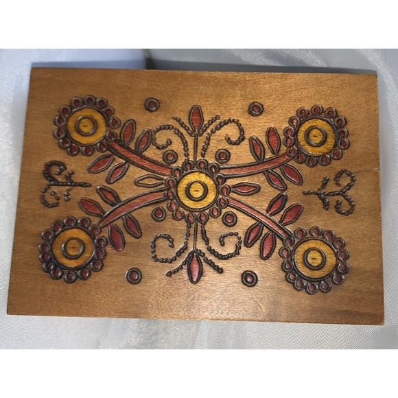 Handcrafted Other - Vintage Polish Handcrafted Wooden Jewelry Trinket Box Pyrography Floral Folk Art